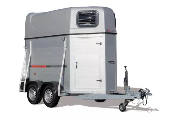 Bild: Der neue „Solo PD Alu“ – Komfortables Reisen für ein Pferd alleine