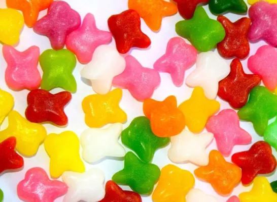 Bild: Süße Kariesbremse - Kinderzahnärztin entwickelt mit ihrer Familie Bonbons aus Xylit