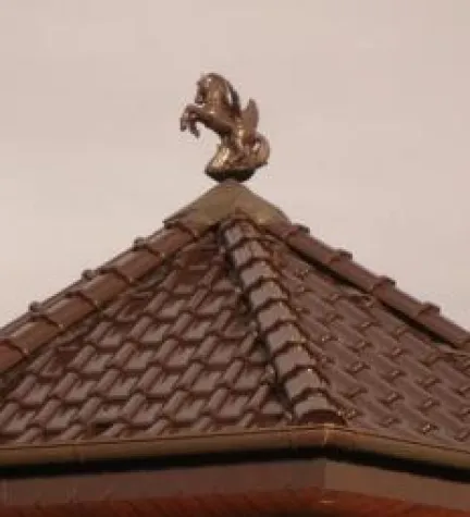 Bild: Dachschmuck - wenn Schlafwandler auf den Dächern wandeln