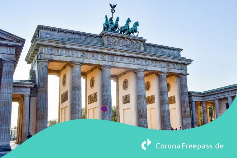 Direkt am Hotel Berlin - Erste PCR Coronatest-Station mit Drive-In eröffnet am Donnerstag in Berlin Bild: Direkt am Hotel Berlin - Erste PCR Coronatest-Station mit Drive-In eröffnet am Donnerstag in Berlin