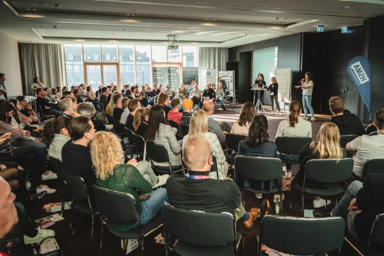 15 Jahre HSMA Hotelcamp: Das Branchenevent findet in diesem Jahr vom 2. bis 4. November 2023 statt Bild: 15 Jahre HSMA Hotelcamp: Das Branchenevent findet in diesem Jahr vom 2. bis 4. November 2023 statt
