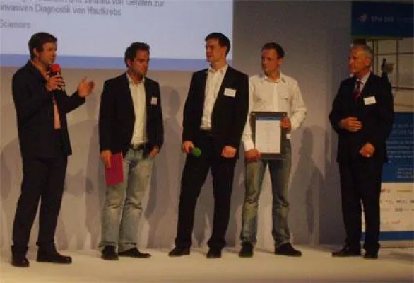 Bild: MyParfuem ist Gewinner des Businessplan-Wettbewerbs 2009