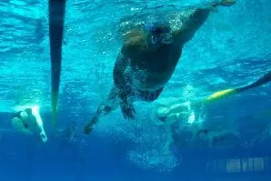 Viele Schwimmer und Zuschauer beim 24h-Schwimmen erwartet Bild: Viele Schwimmer und Zuschauer beim 24h-Schwimmen erwartet