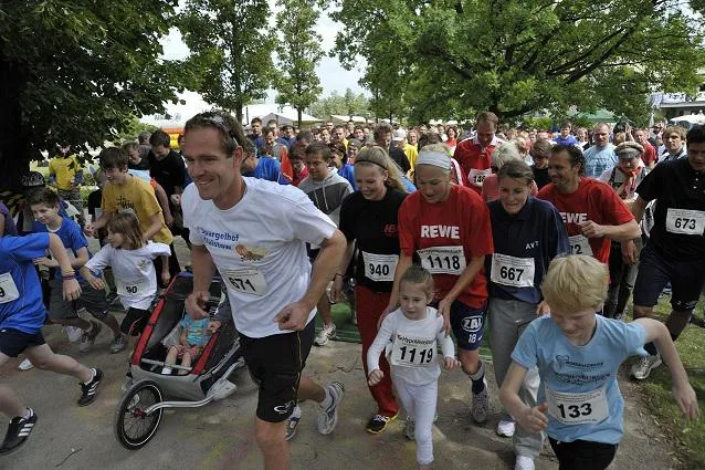 10. Muko-Freundschaftslauf im Potsdamer Lustgarten – das Jubiläum 10.06.2012 Bild: 10. Muko-Freundschaftslauf im Potsdamer Lustgarten – das Jubiläum 10.06.2012