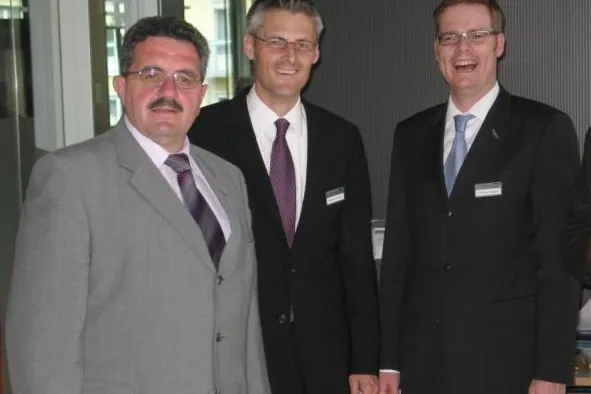 Bild: CDU-Landtagsabgeordneter Karl Rombach besucht Schwenninger BKK