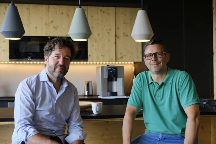 kuehlhaus und neolog schließen sich zusammen Bild: kuehlhaus und neolog schließen sich zusammen