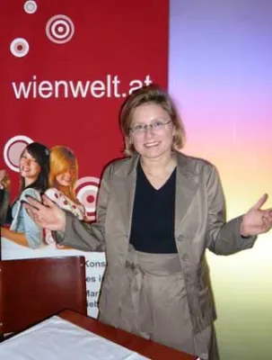 Mit dem City-Navigator durch die Stadt surfen Bild: Mit dem City-Navigator durch die Stadt surfen