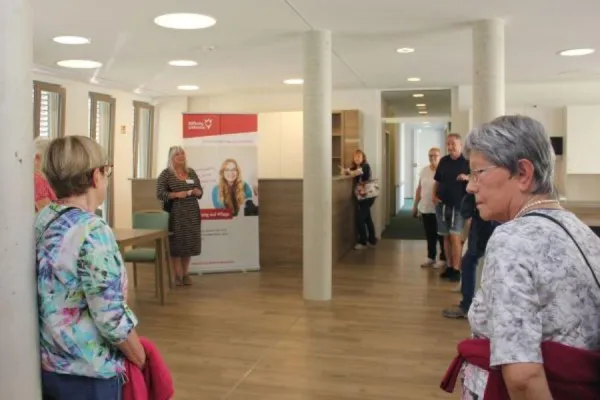 Bild: Großes Interesse beim Tag der offenen Tür im „Olga und Josef Kögel-Haus“
