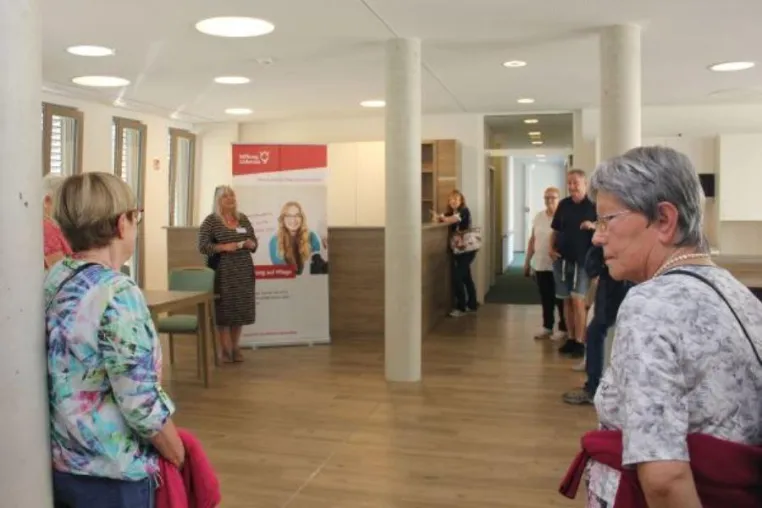 Bild: Großes Interesse beim Tag der offenen Tür im „Olga und Josef Kögel-Haus“