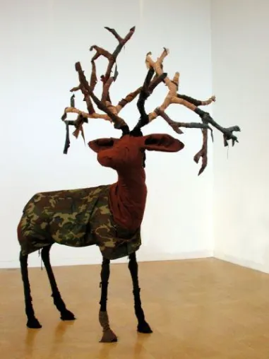 Bild: Ausstellung Laura Ford - 8. Mai - 26. Juli - Erste Schau der Künstlerin in einem deutschen Museum