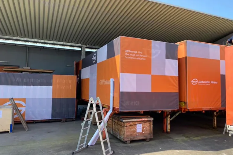 Bild: Containerplanen 