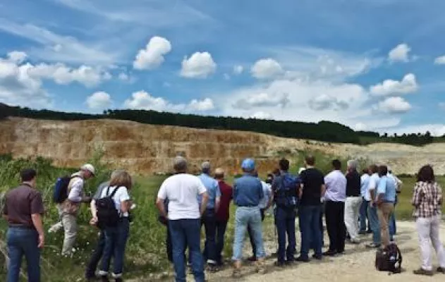 Bild: Wirtschaft und Natur im Schulterschluss - Biodiversität entscheidender Wettbewerbsfaktor bei Rohstoffsicherung