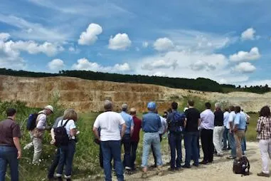 Bild: Wirtschaft und Natur im Schulterschluss - Biodiversität entscheidender Wettbewerbsfaktor bei Rohstoffsicherung