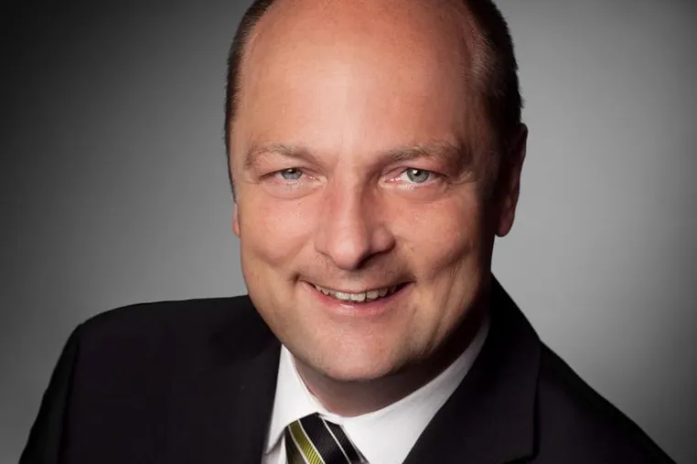 Axel Schwartz People Management GmbH rekrutiert für die Finanzdienstleistungsbranche Bild: Axel Schwartz People Management GmbH rekrutiert für die Finanzdienstleistungsbranche