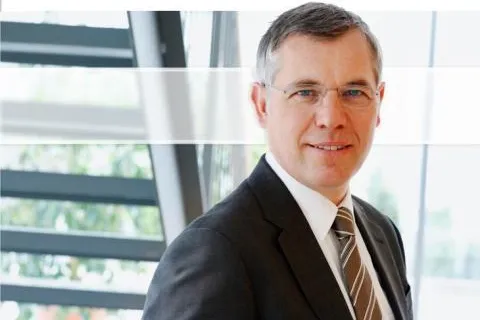 Swaps der Sparkasse Köln-Bonn: Sogar eigene Mitarbeiter geschädigt Bild: Swaps der Sparkasse Köln-Bonn: Sogar eigene Mitarbeiter geschädigt