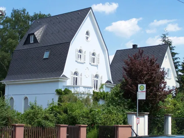 Bild: Dach und Fassade - Metallische Hüllen