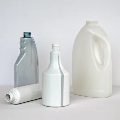 Umweltfreundliche Kunststoffflaschen aus Recyclat Bild: Umweltfreundliche Kunststoffflaschen aus Recyclat