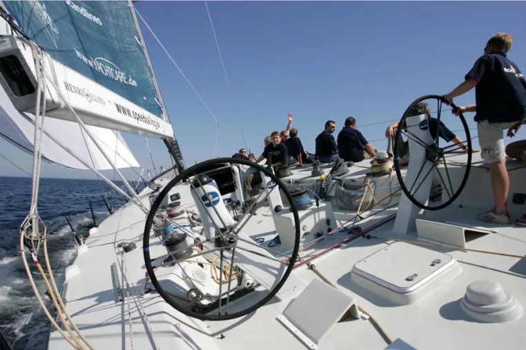 Bild: “Coast Guard Summer” auf Siegerkurs