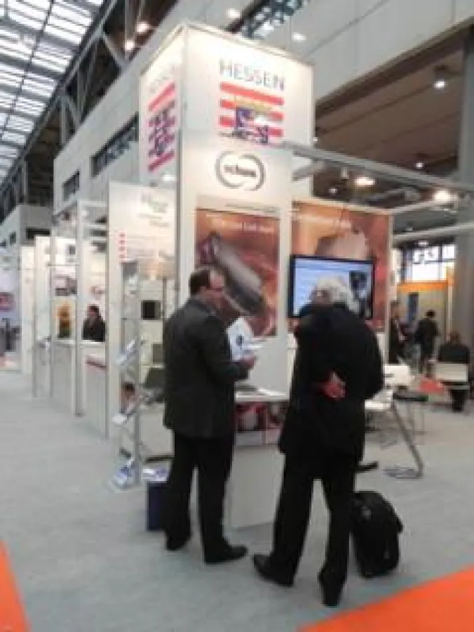 Innovatives am Hessischen Gemeinschaftsstand Wasserstoff- & Brennstoffzellentechnik auf der Hannover Messe 2011