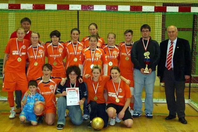 Bild: Die Landesliga-Hallenmeisterinnen kommen aus Berlin-Biesdorf