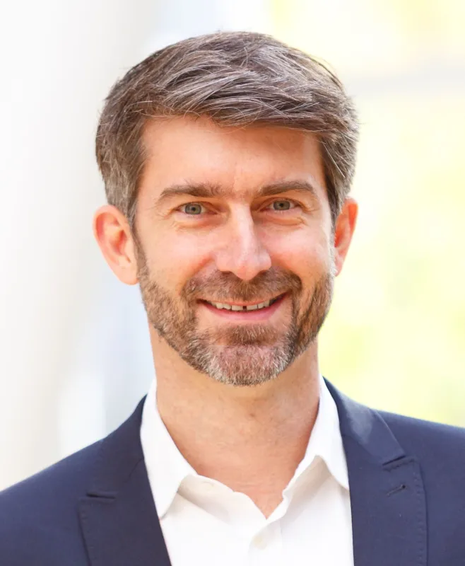 Oliver Lucas, Gründer und Inhaber der ecom consulting GmbH