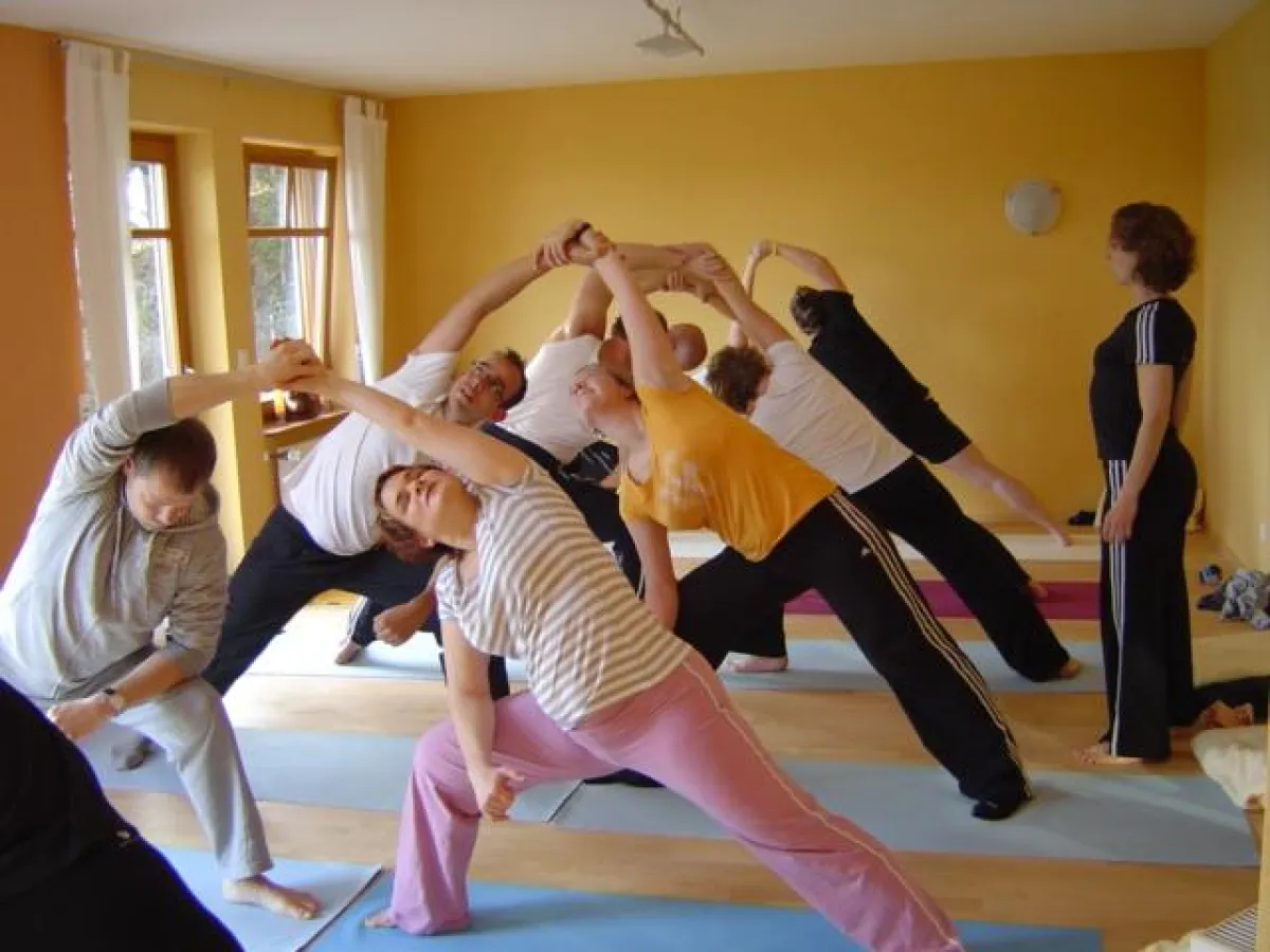 Eindrücke aus einem Yoga-Kurs