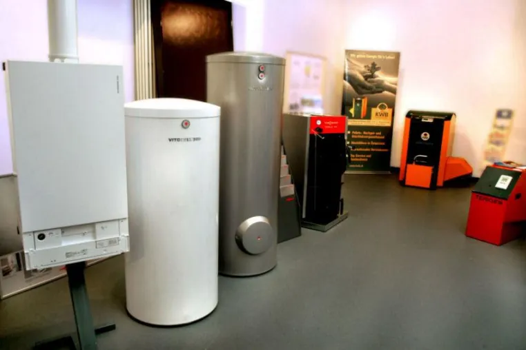 Bild: Energie sparen – Erneuerbare Energien nutzen – Kosten senken - Experten informieren in mehr als 35 Vorträgen