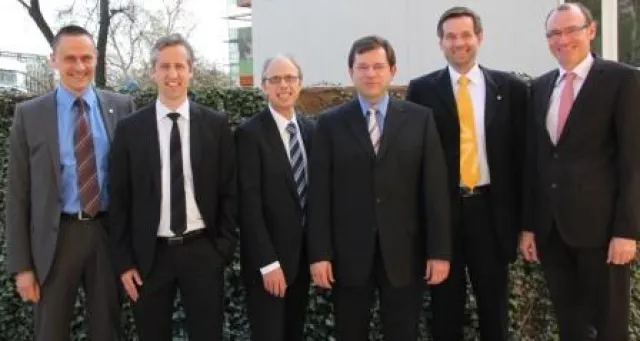 Hybrid Marketing – Neue Konzepte für neue Märkte: Fachtagung Marketing der Versicherungswirtschaft Bild: Hybrid Marketing – Neue Konzepte für neue Märkte: Fachtagung Marketing der Versicherungswirtschaft