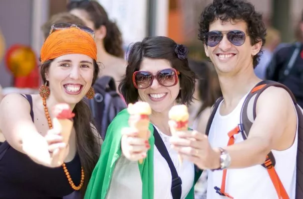 Bild: Vegan Street Day 2015 – feiern im Herzen von Stuttgart und Dortmund