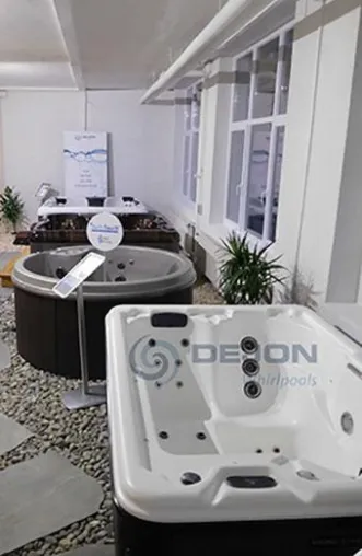 DEJON Whirlpools auf der fdf in Tübingen Bild: DEJON Whirlpools auf der fdf in Tübingen
