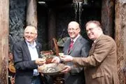 Bild: Yukon Trail eröffnet - Goldgräberromantik in Hannover