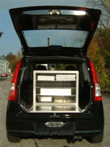 Bild: 12V / 230V Thermobox, der Hit für Pizza Kuriere und Menü Bringdienste, Essen auf Rädern etc