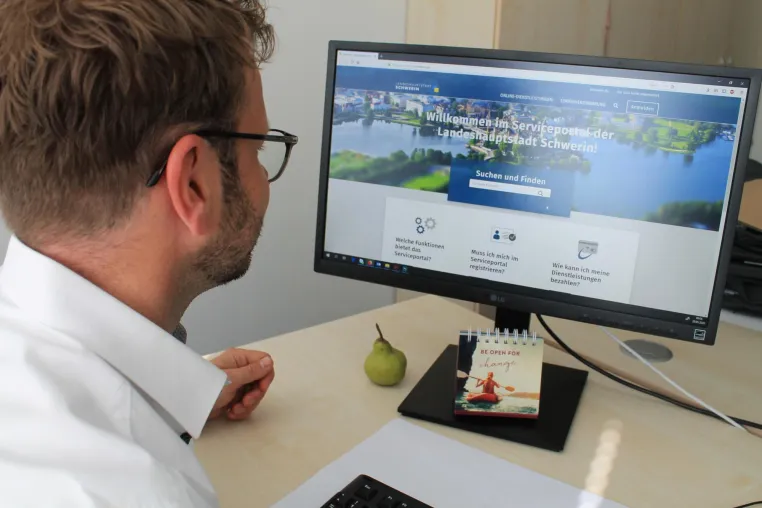 Bild: Digitale Verwaltung - Landeshauptstadt Schwerin setzt auf Innovatives Serviceportal OpenR@thaus