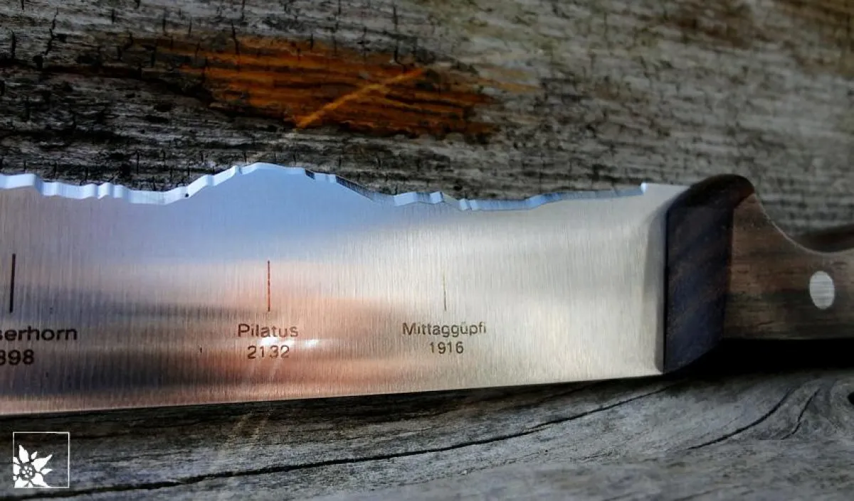 Panoramaknife - Das Schweizer Brotmesser mit Alpenpanorama-Schliff
