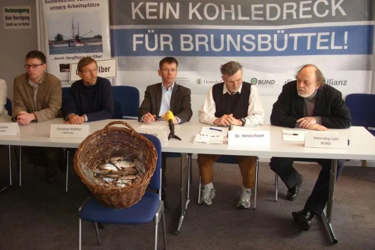 Bild: Deutschlands größtes Steinkohlekraftwerksprojekt: Gefährdung für Elbe, Fischbestände und Berufsfischer