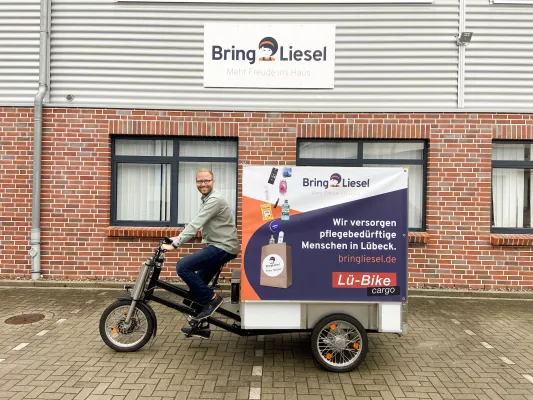 Bild: Jetzt wird geradelt! BringLiesel bringt Freude mit Lü-Bike cargo