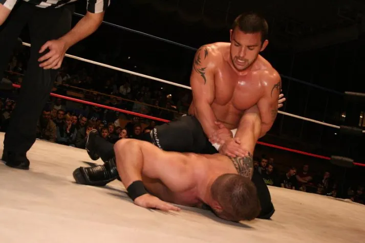 Bild: Wrestling-Stars kommen nach Hamburg