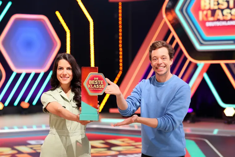 „Die beste Klasse Deutschlands“: Wochenshows starten am 26. April 2024 bei KiKA Bild: „Die beste Klasse Deutschlands“: Wochenshows starten am 26. April 2024 bei KiKA