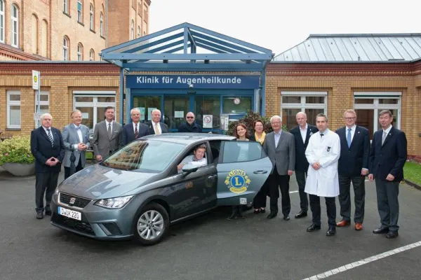 Konkrete Hilfe: Lions spenden PKW für die Hornhautbank an der Uniklinik Bild: Konkrete Hilfe: Lions spenden PKW für die Hornhautbank an der Uniklinik