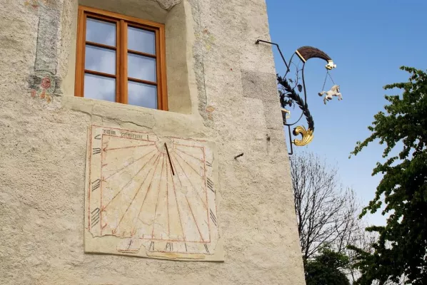 Bild: Suite mit Durchblick in den Sternenhimmel – ein außergewöhnliches Weisses Rössl, ein Relais der Fugger