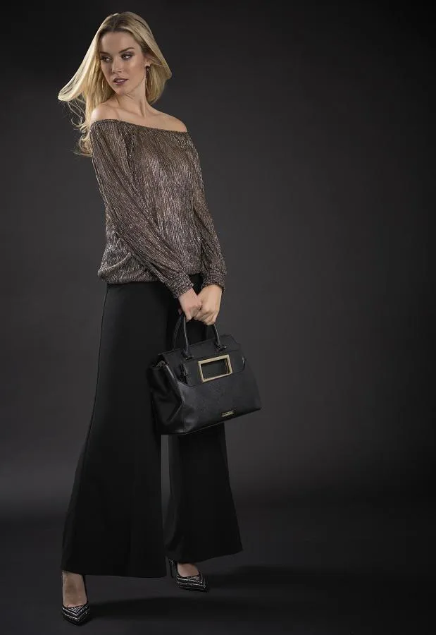 Eine starke Alternative zum Kleid mit passender Handtasche von Joseph Ribkoff