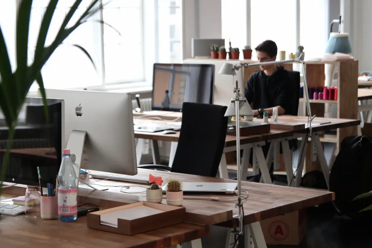 Flexibilität in der Unternehmenswelt: Zeitarbeit als Antwort auf sich wandelnde Anforderungen Bild: Flexibilität in der Unternehmenswelt: Zeitarbeit als Antwort auf sich wandelnde Anforderungen