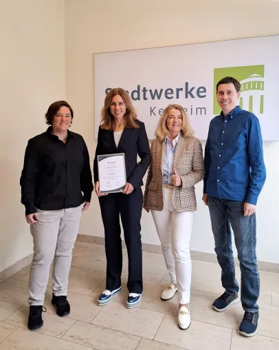 Bild: Stadtwerke Kelheim erhalten Auszeichnung für ganzheitliches Gesundheitsmanagement