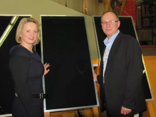 Bild: Vernetzung, Spenden und Solarthermie