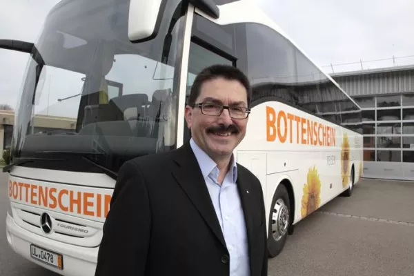 Bottenschein Reisen investiert in Busflotte Bild: Bottenschein Reisen investiert in Busflotte