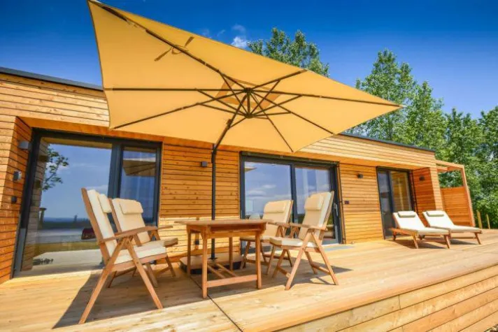 Bild: Ferien im Öko-Haus aus Holz