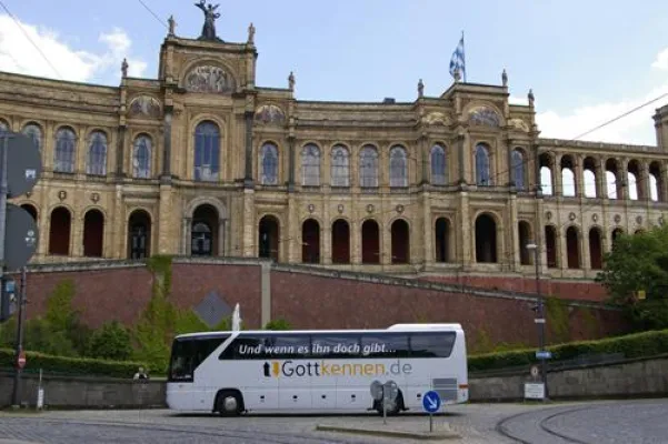 Bild: Atheisten und Christen in München – Die Frage nach Gott