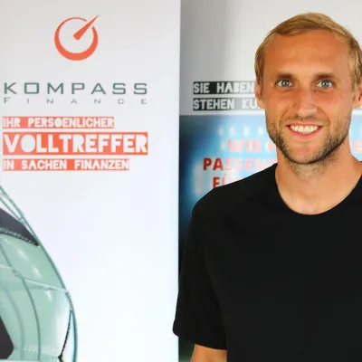 Bild: KOMPASS Finance! Firma von Fußball-Profi Marcel Risse berät nicht nur Spitzensportler bei Finanzierungen