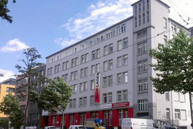 Bild: First Elephant Self Storage kooperiert mit Main Lager