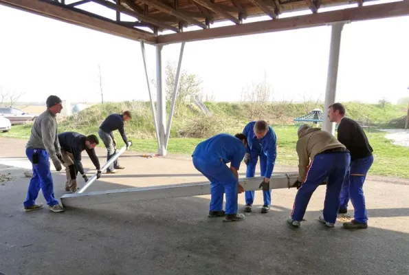 Heimatverein Renneritz erhält großzügige Spende von AkzoNobel Bild: Heimatverein Renneritz erhält großzügige Spende von AkzoNobel
